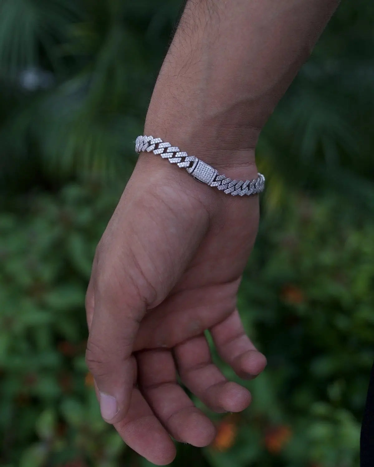 8MM Moissanite Prong Bracelet